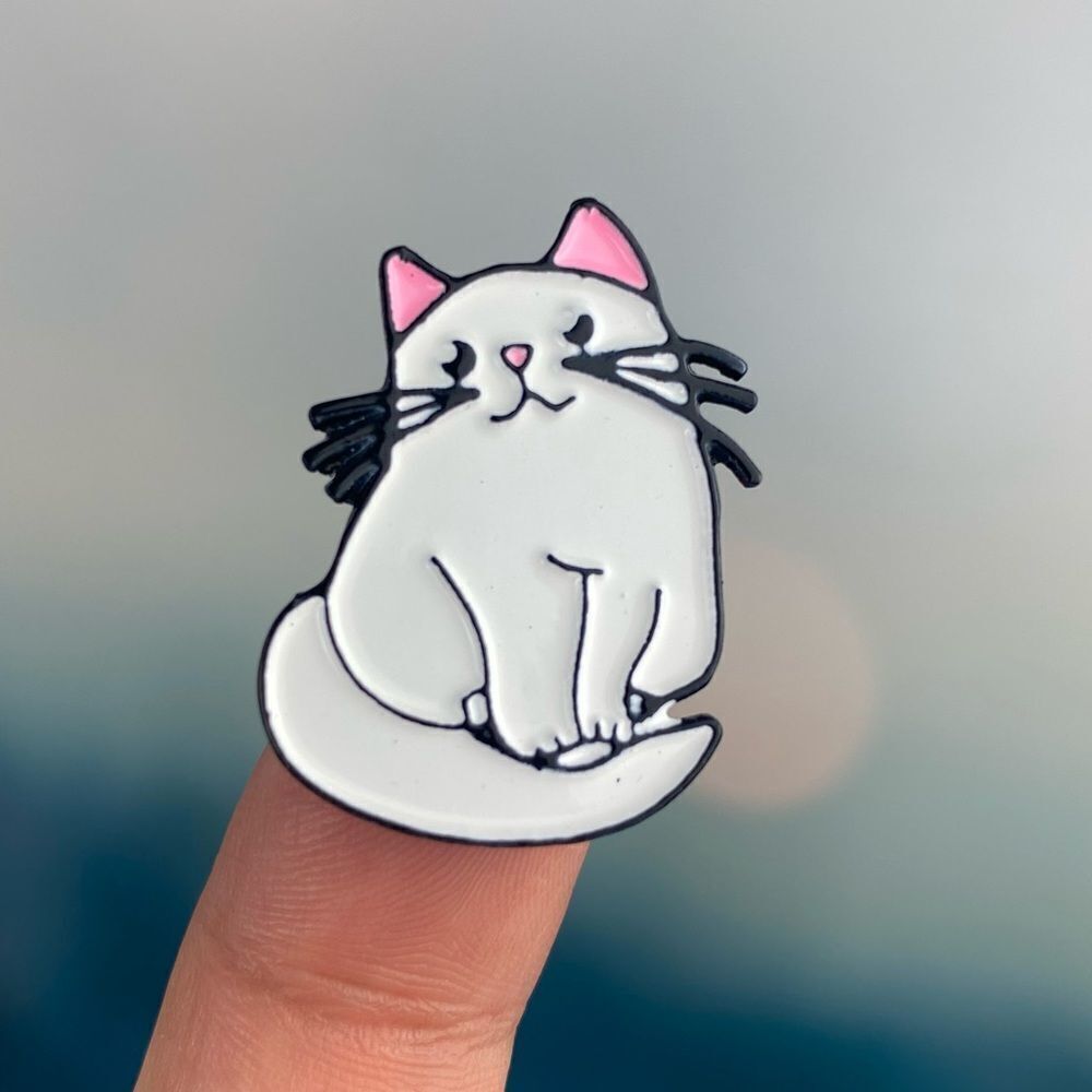 Good White Kitty Cat Enamel Pin/ Brooch Lapel